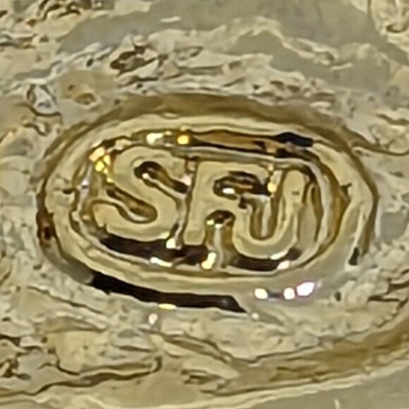 Vintage SFJ Santa Riding Reindeer Waving Gold-Tone Christmas Brooch Pin - Picture 3 of 3